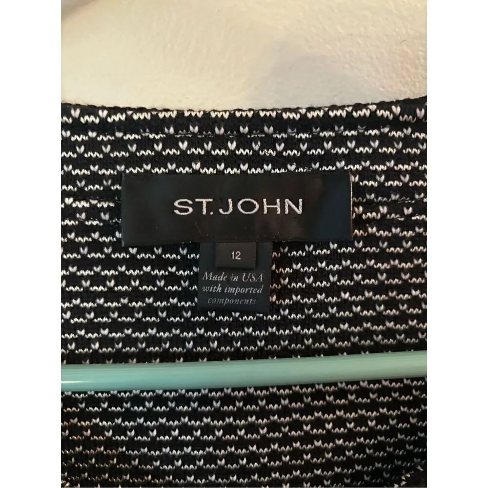 St. John Sweater - Picture 2 of 4